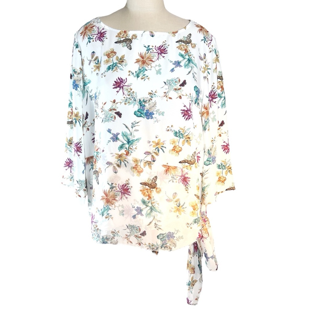 Chicos Butterfly Floral Asymmetrical Side Tie Blouse Size 3P —  (16/18 —…